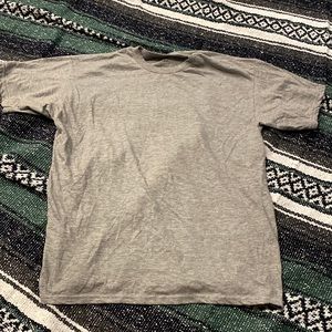 Medium 1775 gray tee tshirt
